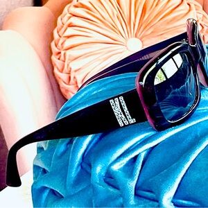 KARL LAGERFELD COLORFUL SUNGLASSES
VINTAGE